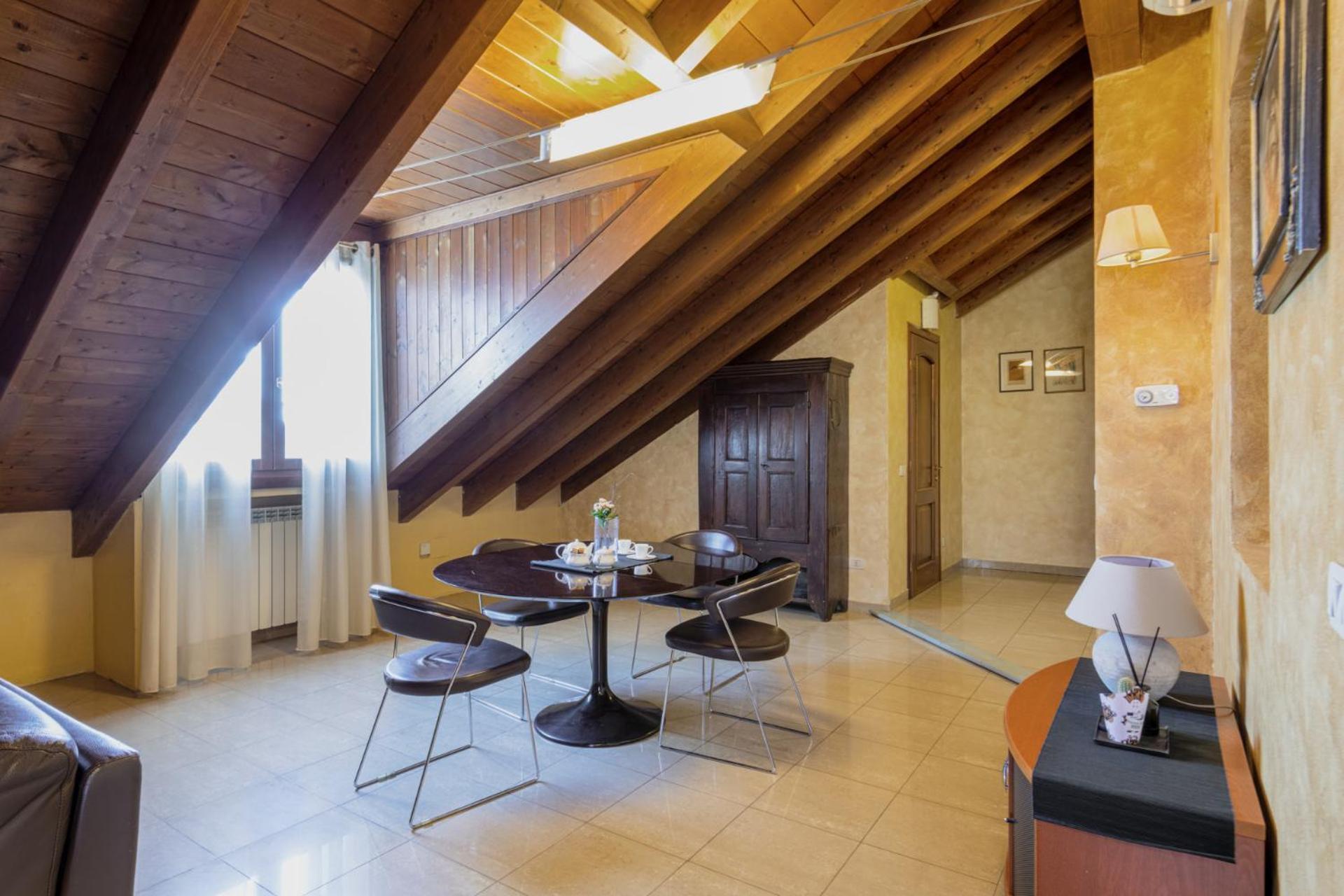 Appartamento Easylife - Esclusivo Attico In S Babila Milano